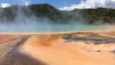 Yellowstone’s Hidden Gems: Top RV Campgrounds